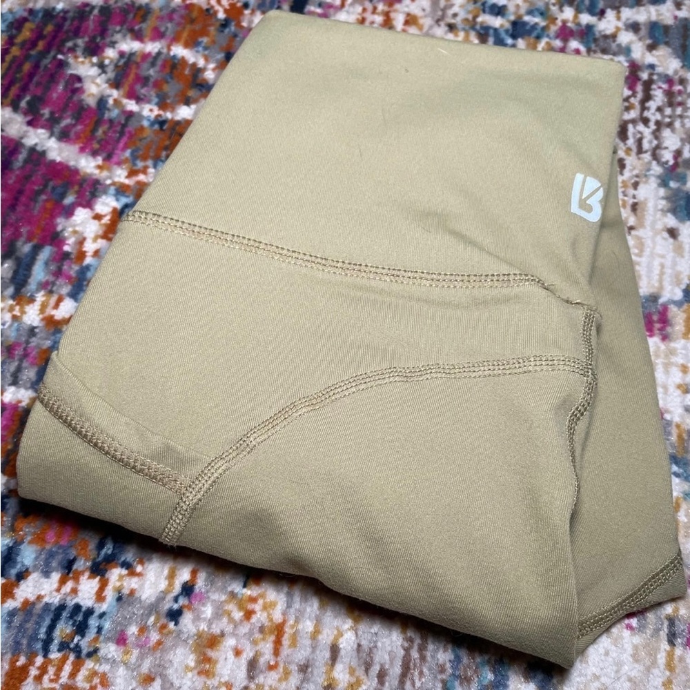 Buff Bunny leggings